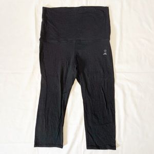 For Two Fitness Capris Size Small